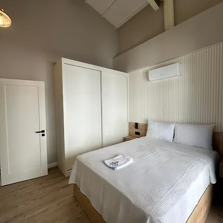 Alarga Residence&suites Apartment *